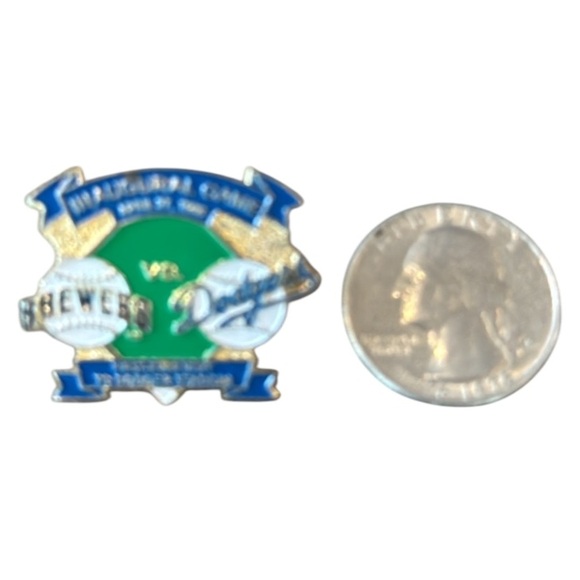 Dodgers Commemorative Pin Bundle - Picture 10 of 12